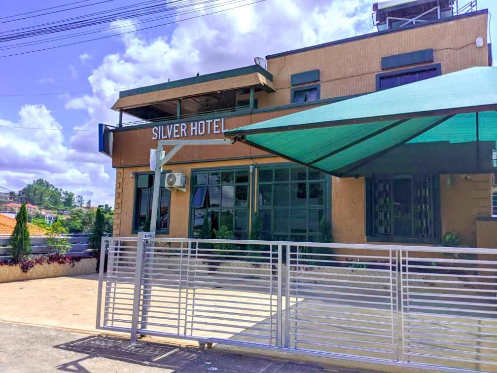 Silver Resident Hotel Near Convention Center Kigali Exterior photo